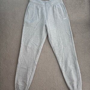 Kith Women’s Chelsea Sweatpants